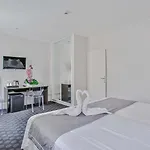 Hotel Logis Le Midland Vichy