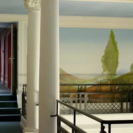 Midland - Restaurant Le Derby's Vichy