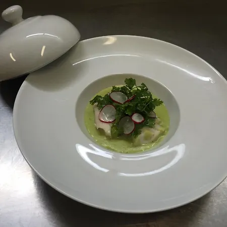 Отель Midland - Restaurant Le Derby's 3*