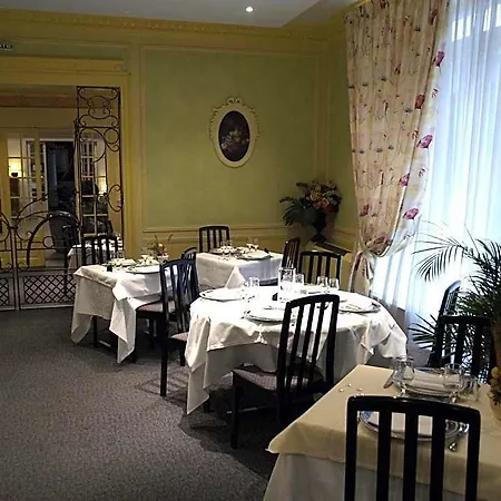 Midland - Restaurant Le Derby's Hotel 3*