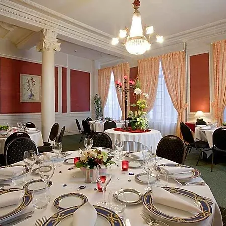 Midland - Restaurant Le Derby's Hotel 3*