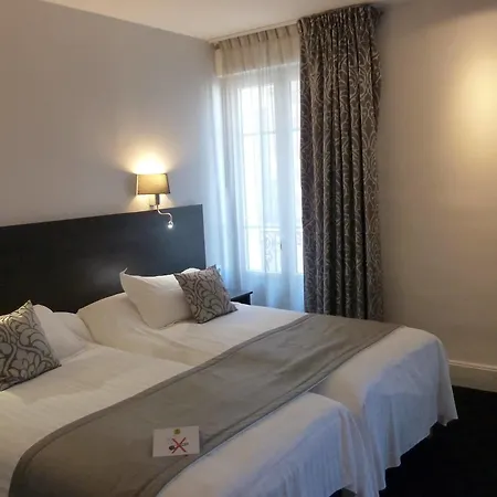 Logis Le Midland ホテル ヴィシー