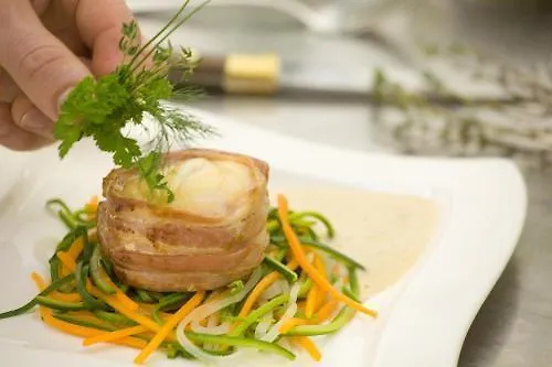 Logis Le Midland 3* Vichy