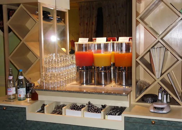 Logis Le Midland Vichy