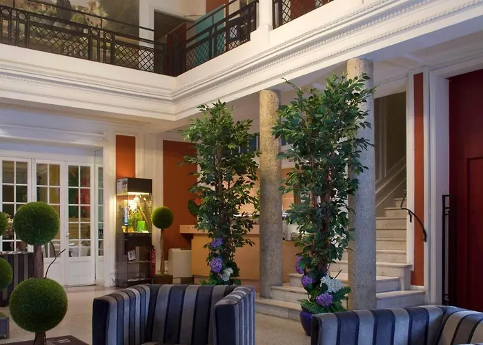 Hotel Logis Le Midland 3*